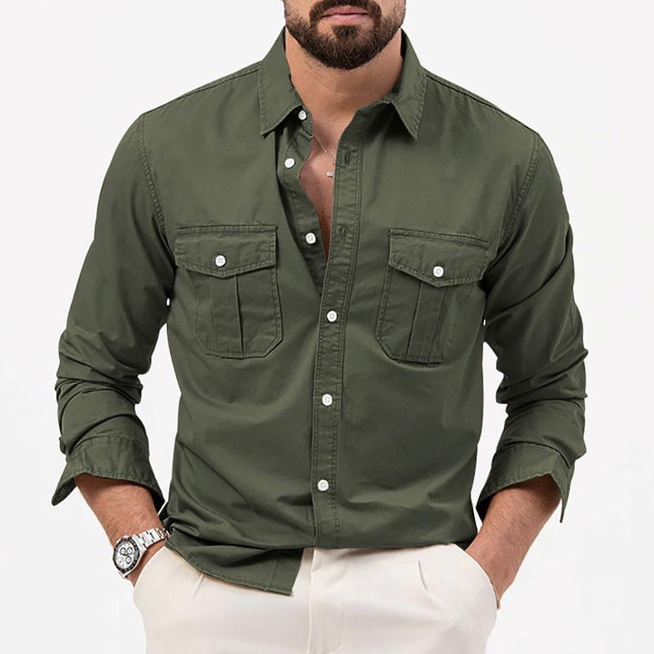 Men Cutaway Collar Solid Casual Shirt