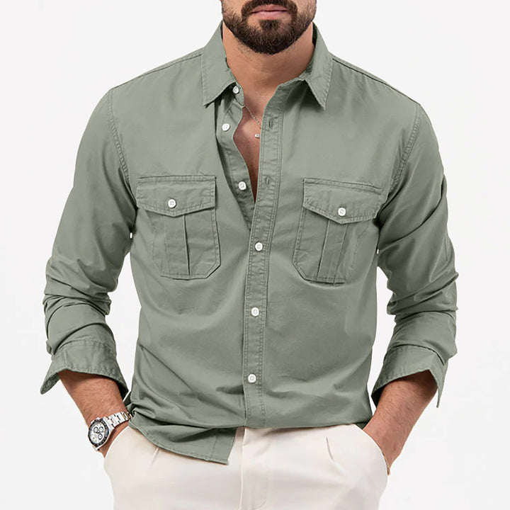 Men Cutaway Collar Solid Casual Shirt