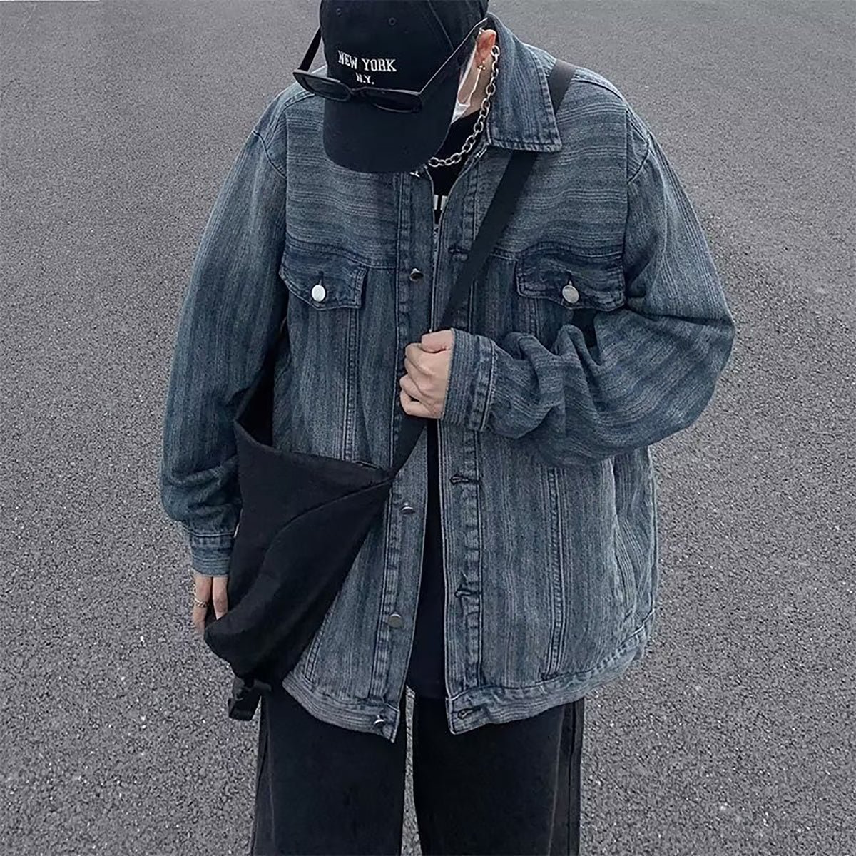 Men Spread Collar Washed Self Design Casual Denim Jacket