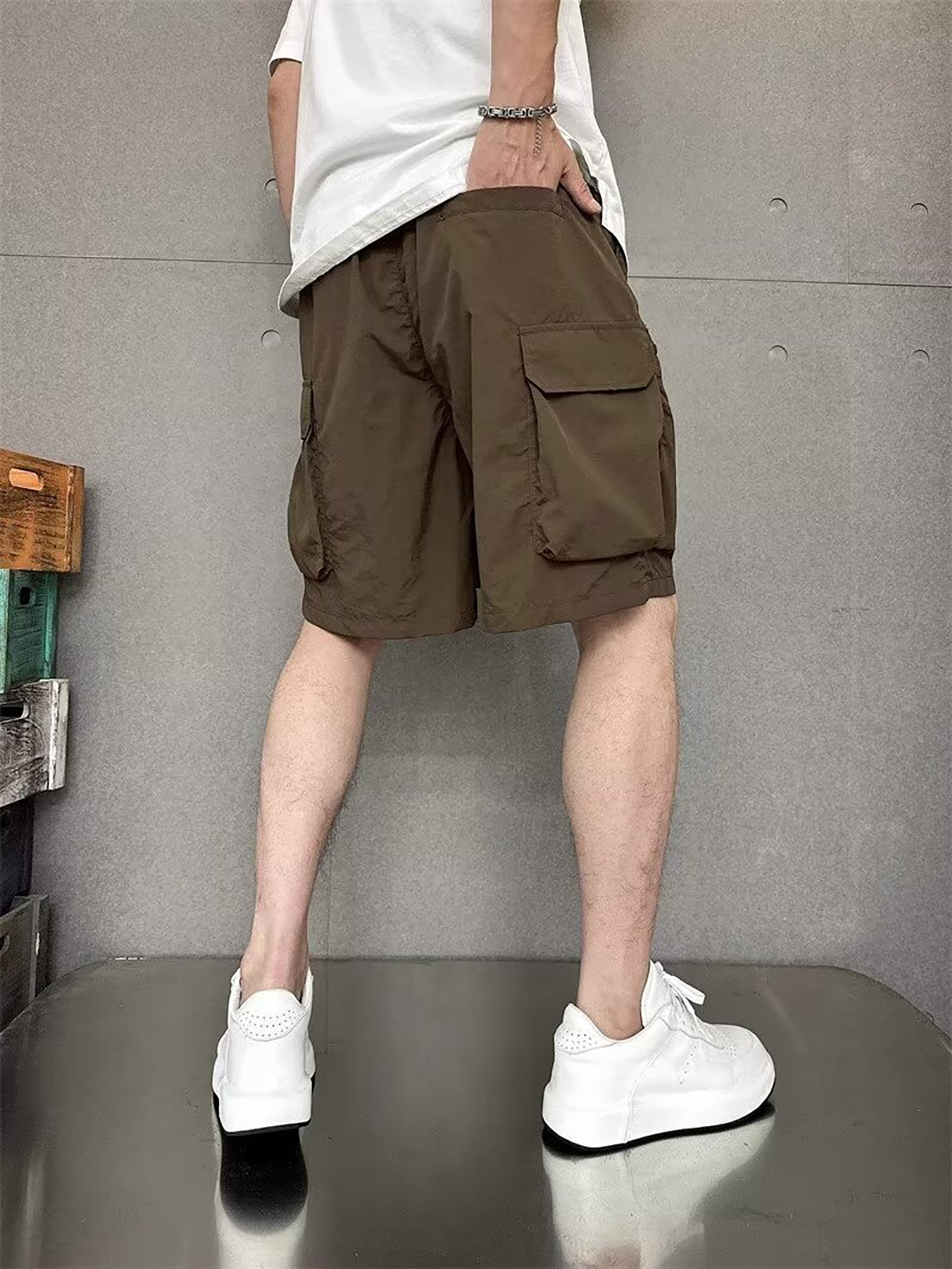 Men Mid-Rise Regular Cargo Shorts