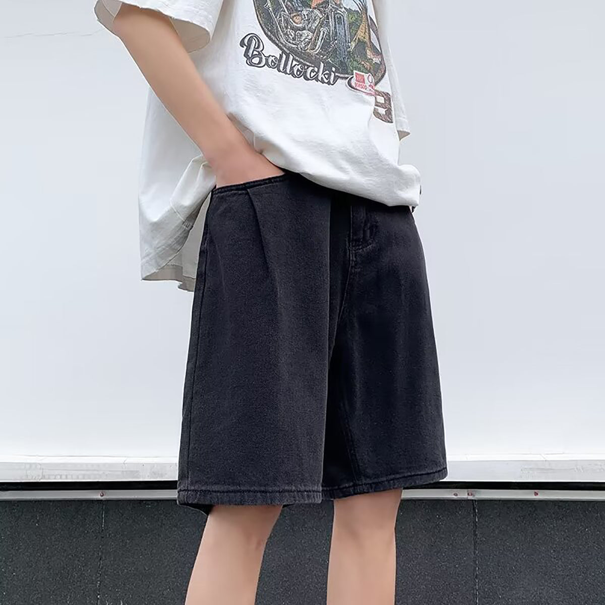 Men Solid Loose Fit Denim Shorts