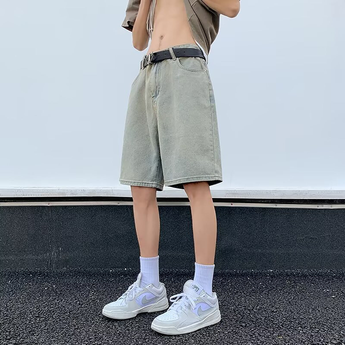 Men Solid Loose Fit Denim Shorts