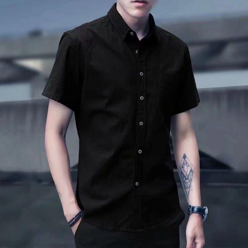 Men Solid Spread Collar Casual Shirt