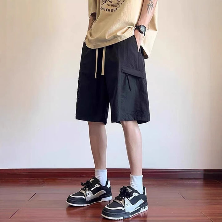 Men Low-Rise Outdoor Shorts