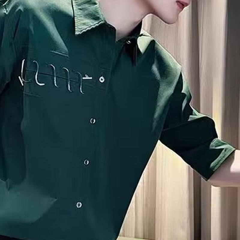 Men Solid Spread Collar Casual Shirt
