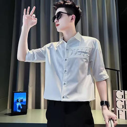 Men Solid Spread Collar Casual Shirt