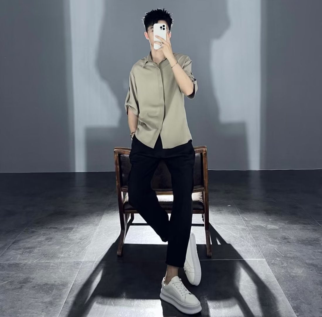 Men Oversized Fit Solid Spread Collar Cotton Casual Shirt