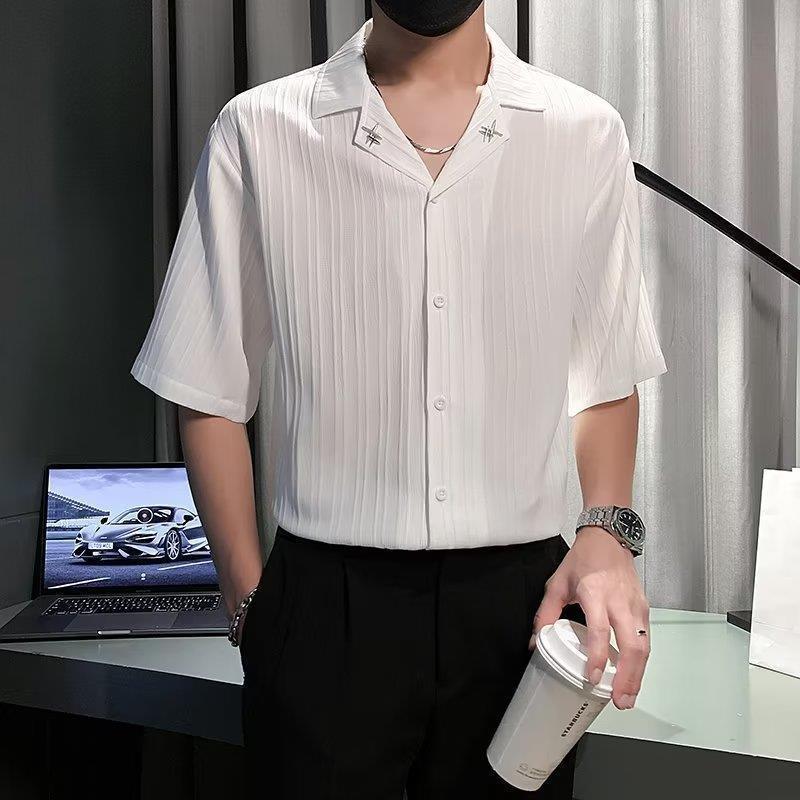 Cutaway Collar Three-Quarter Sleeves Formal Shirt