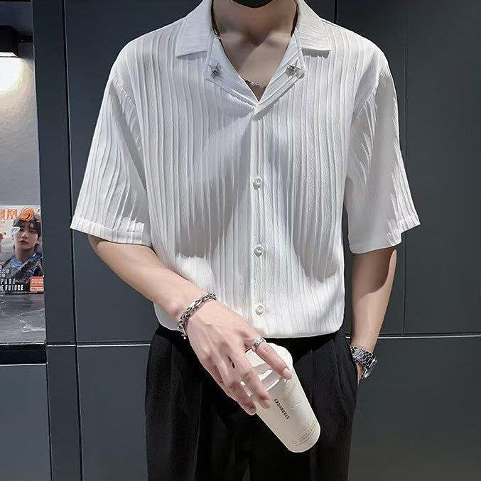Cutaway Collar Three-Quarter Sleeves Formal Shirt