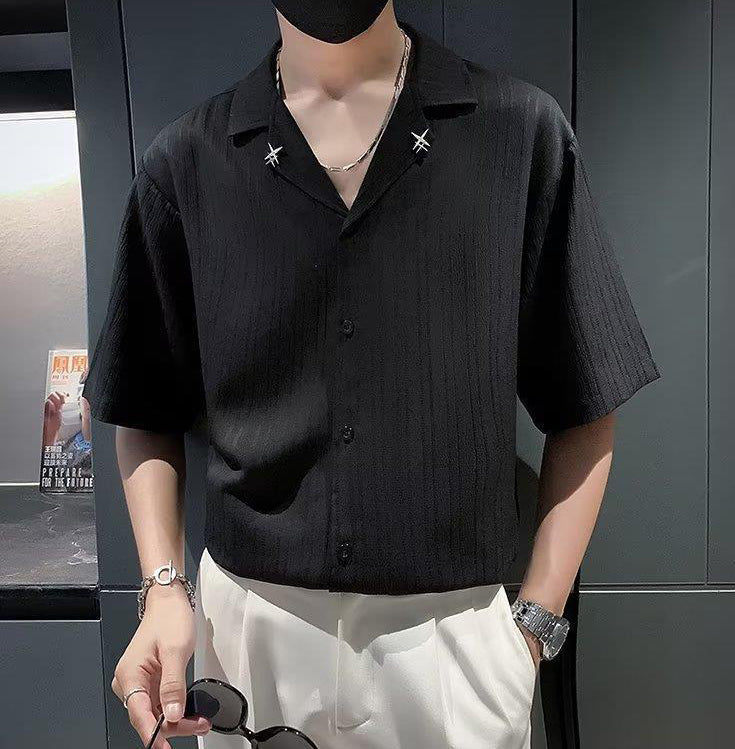 Men Solid Spread Collar Cotton Casual Shirt