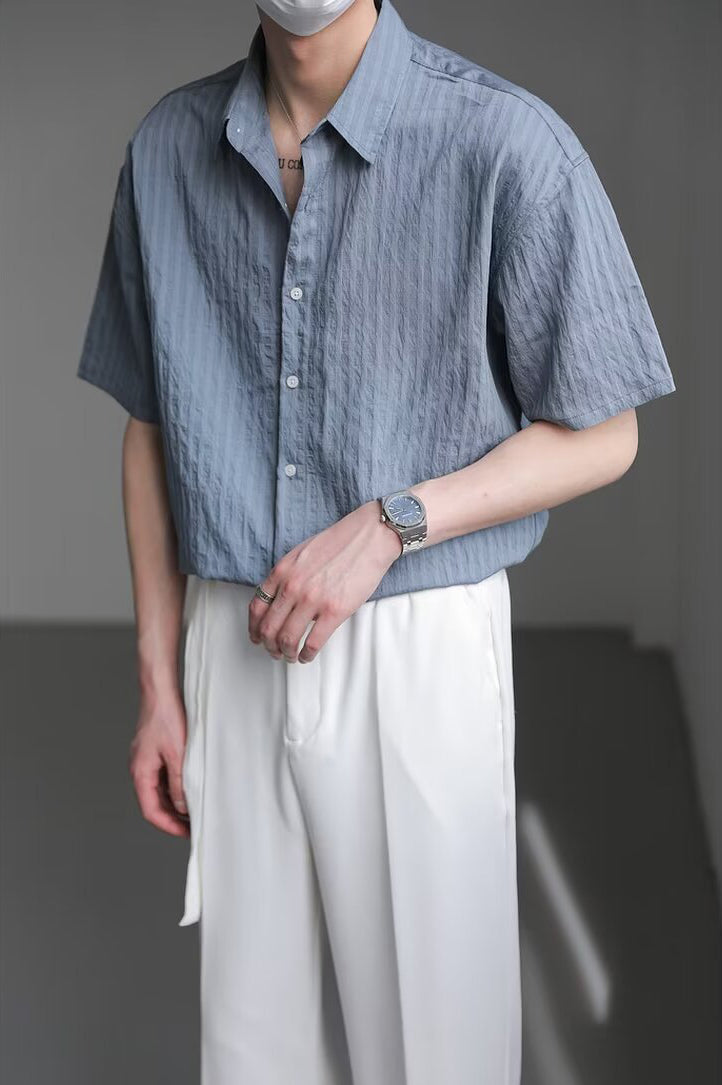 Cutaway Collar Short Sleeves Shirt