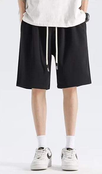 Men Loose Fit Low-Rise Outdoor Shorts