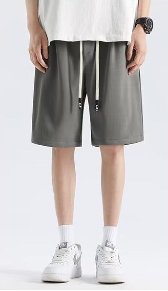 Men Loose Fit Low-Rise Outdoor Shorts