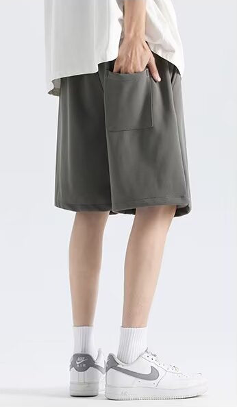 Men Loose Fit Low-Rise Outdoor Shorts