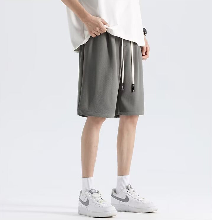 Men Loose Fit Low-Rise Outdoor Shorts
