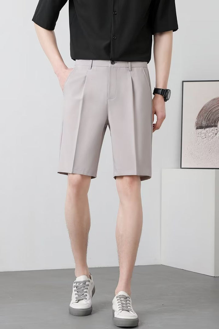 Men Regular Fit Low-Rise Outdoor Shorts