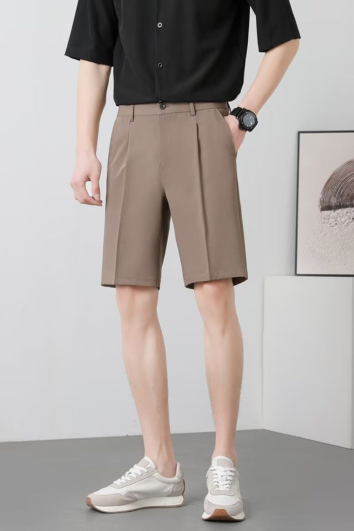Men Low-Rise Outdoor Shorts