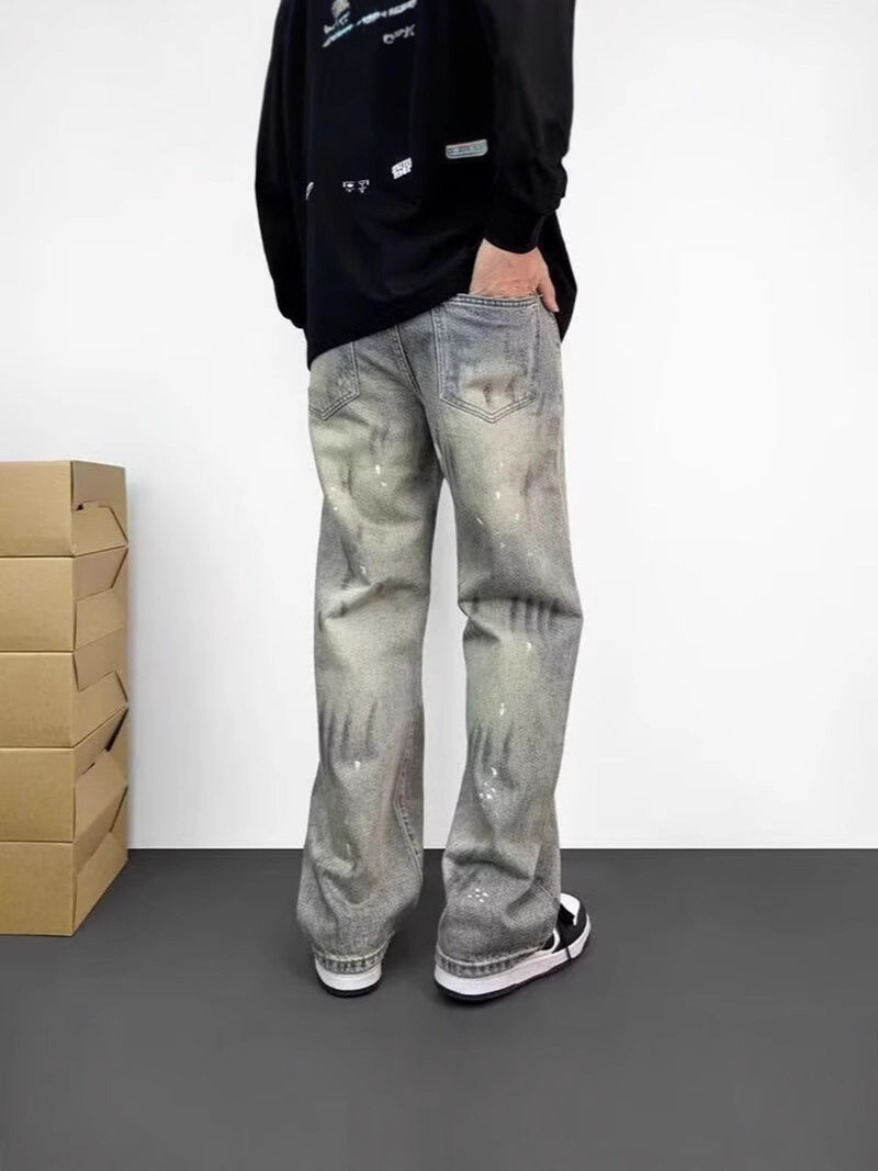 Men Straight Fit Mid-Rise Light Fade Clean Look Jeans