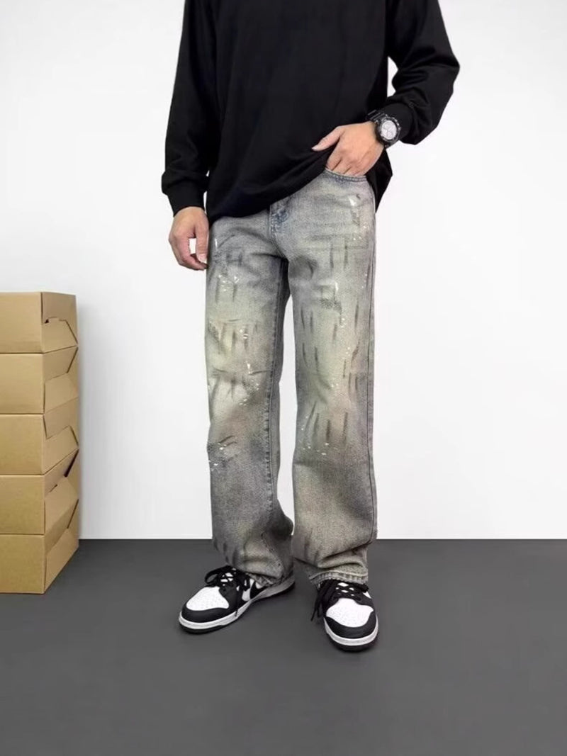 Men Straight Fit Mid-Rise Light Fade Clean Look Jeans