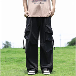 Men Loose Fit Easy Wash Pleated Cargo Trouser