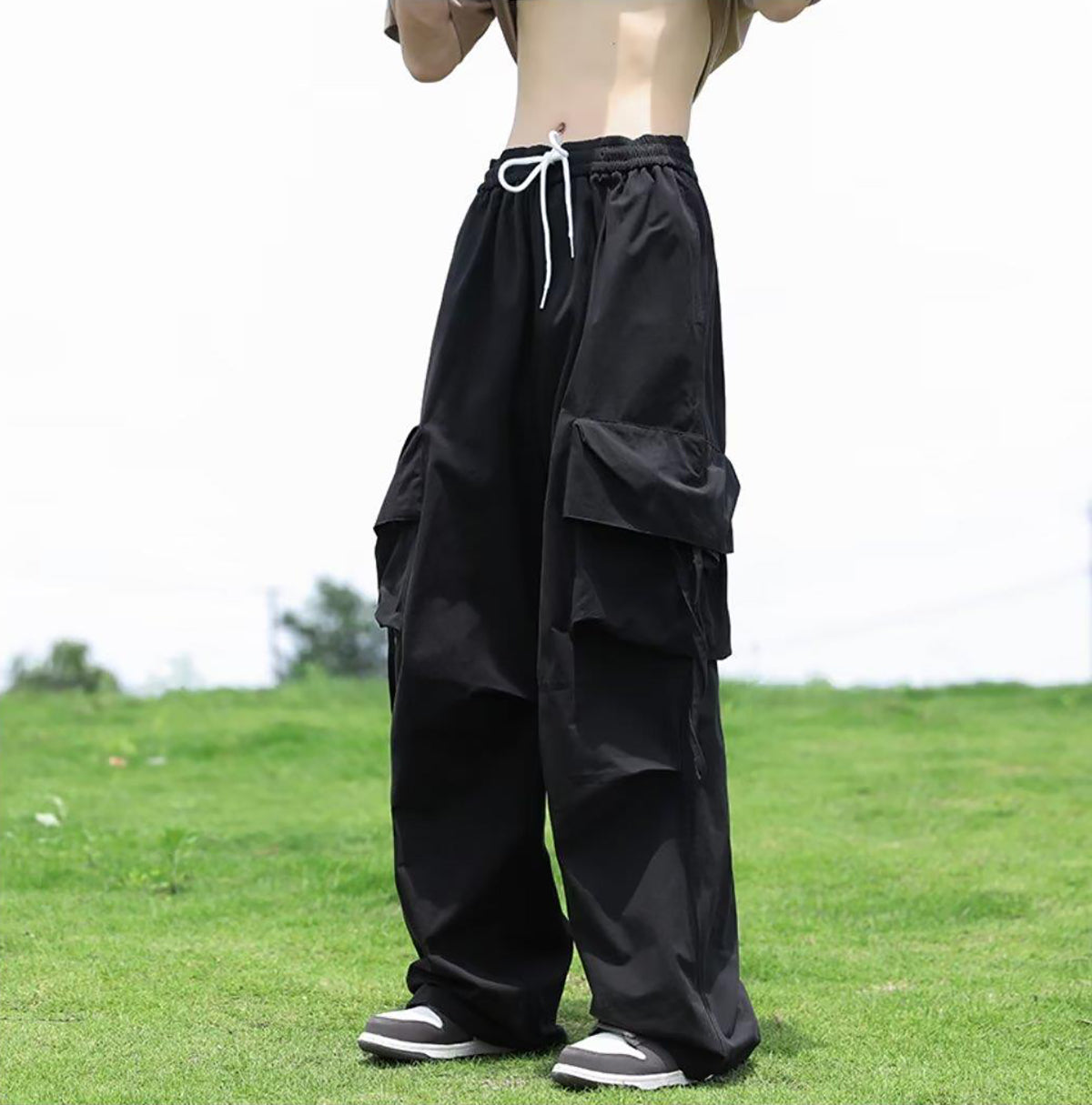 Men Loose Fit Easy Wash Pleated Cargo Trouser
