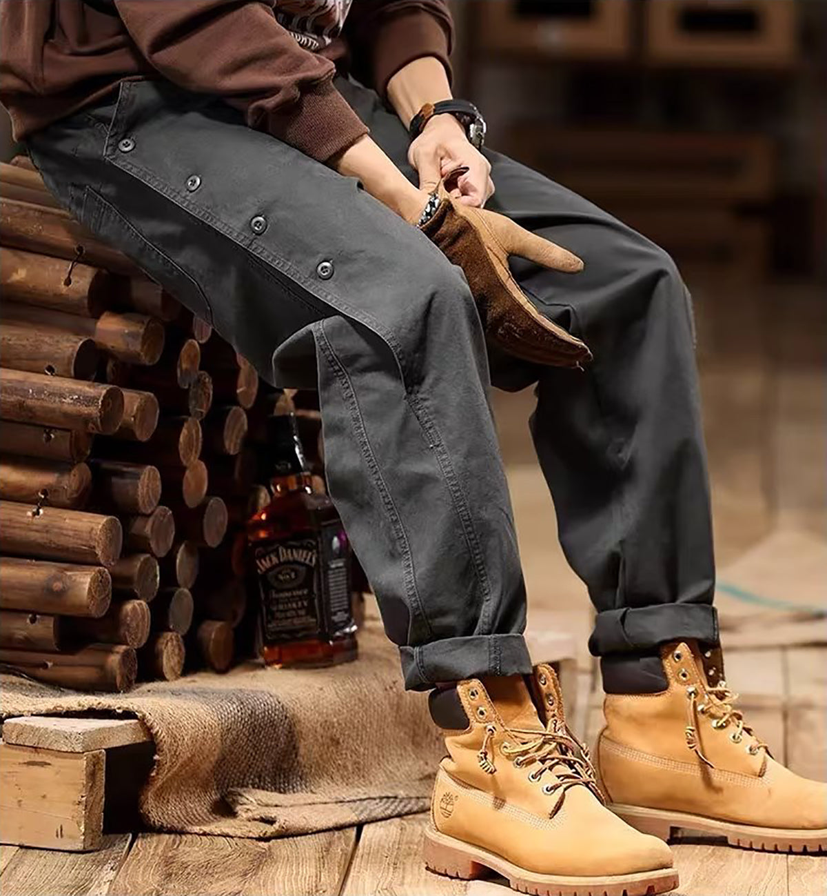 Men Mid-Rise Trouser