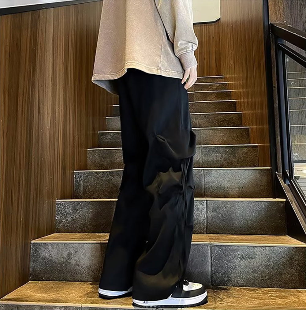 Men Loose Fit Cargos Trousers