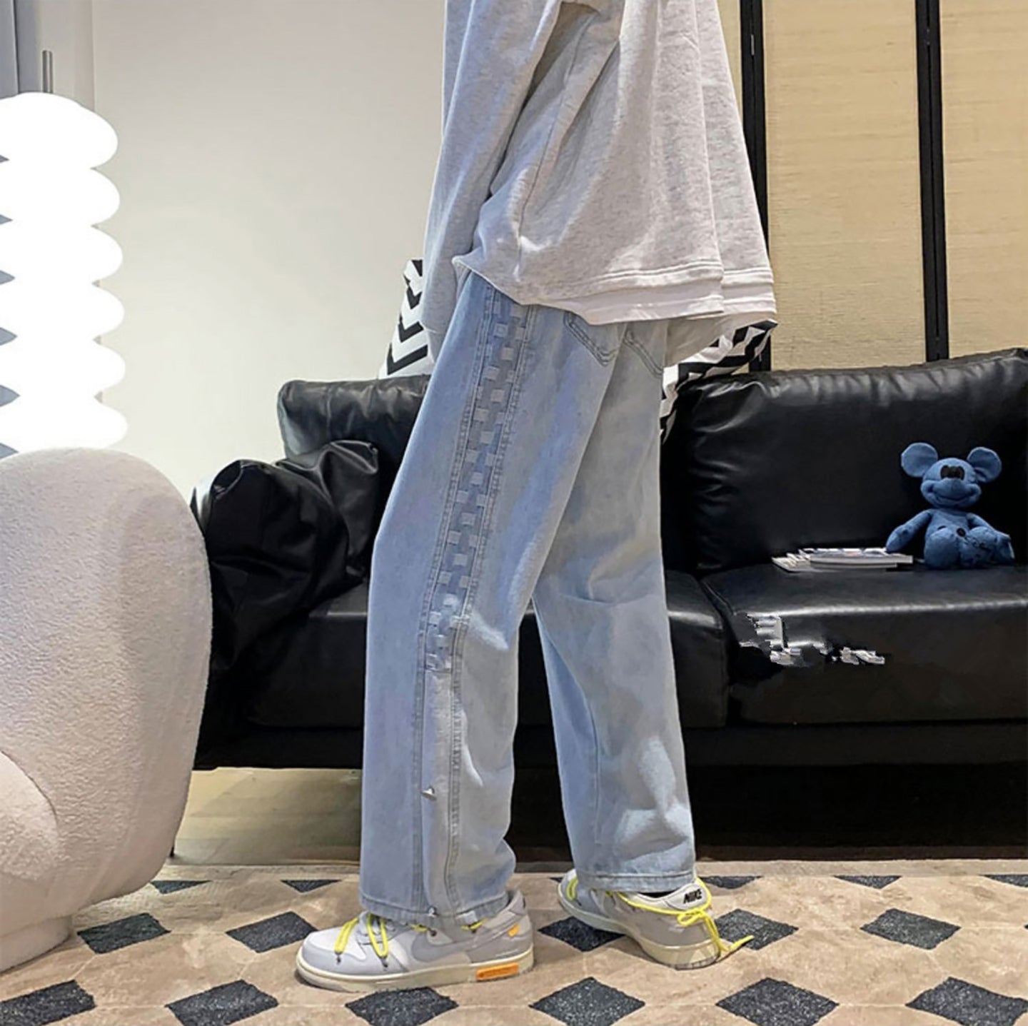Men Wide Leg Mid-Rise Light Jeans