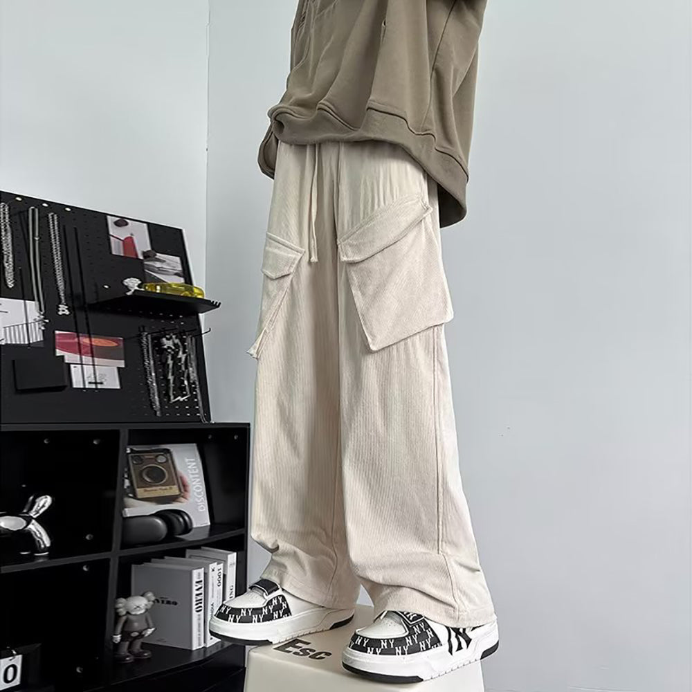 Men Solid Mid-Rise Loose Fit Easy Wash Cargos