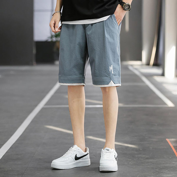 Men Solid Mid-Rise Regular Shorts