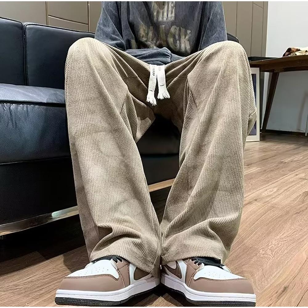 Men Loose Fit Easy Wash Pleated Chinos Trousers