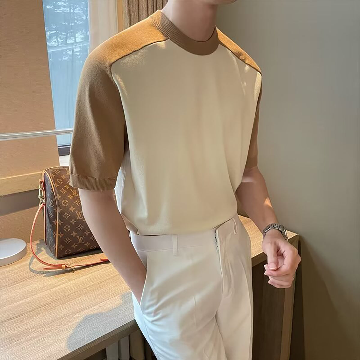 Men Colourblocked Round Neck T-shirt
