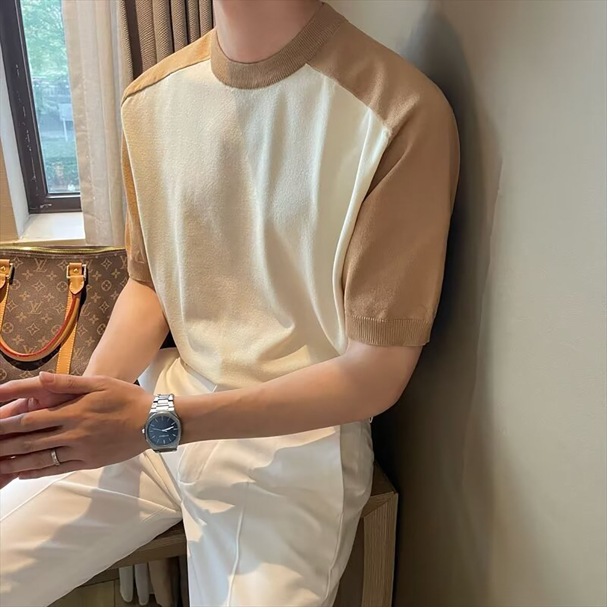Men Colourblocked Round Neck T-shirt