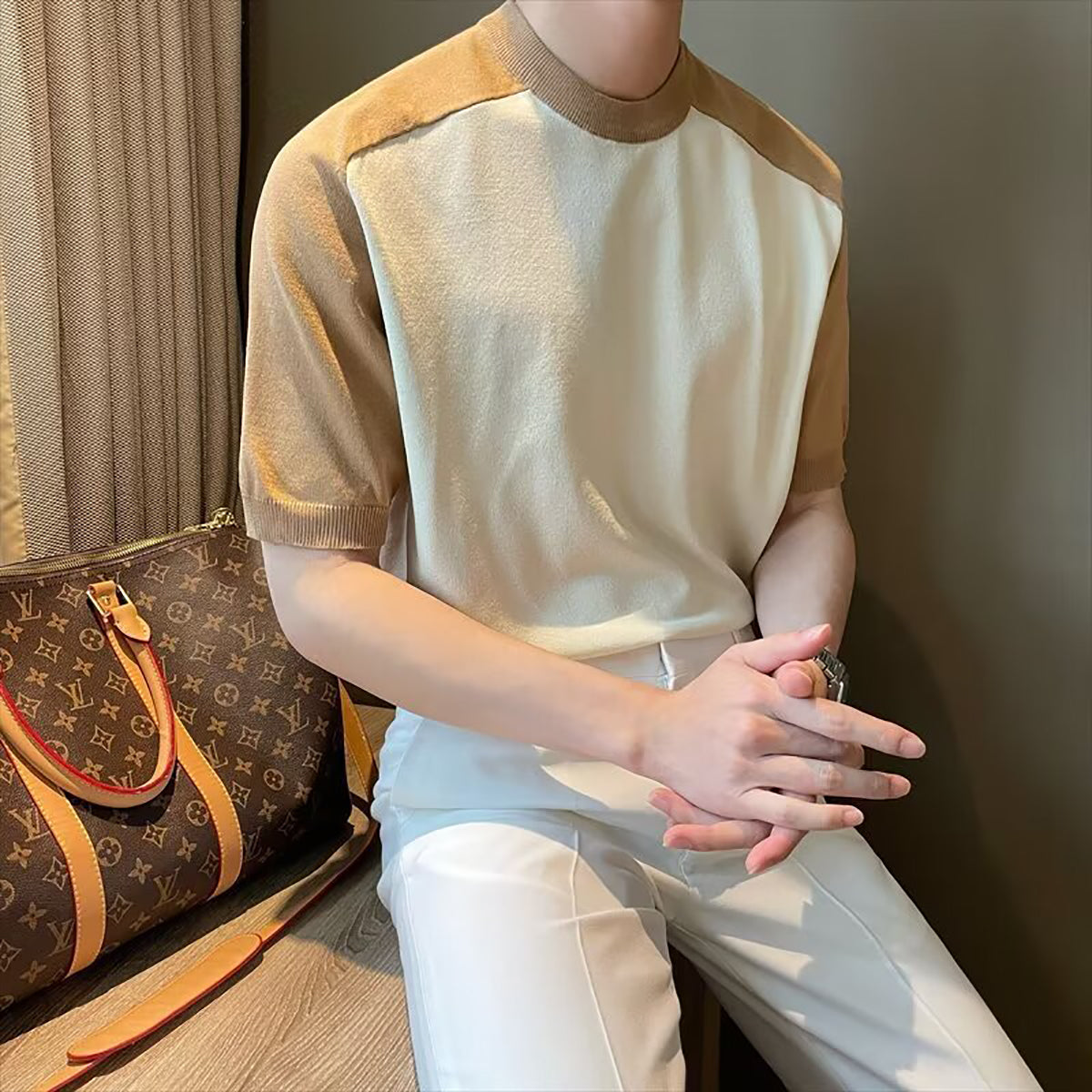 Men Colourblocked Round Neck T-shirt