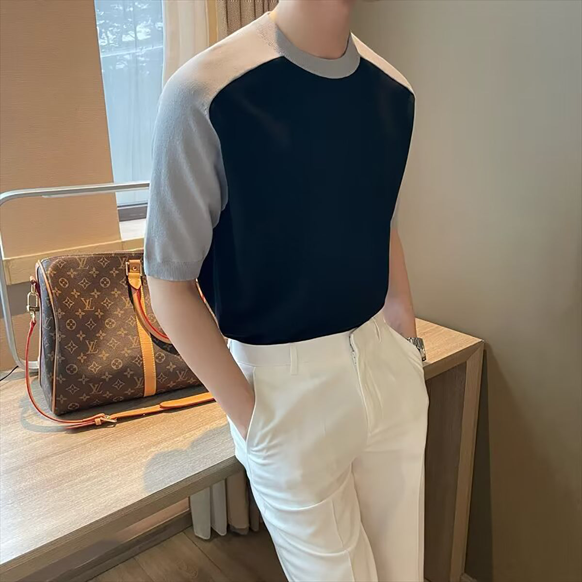 Men Colourblocked Round Neck T-shirt