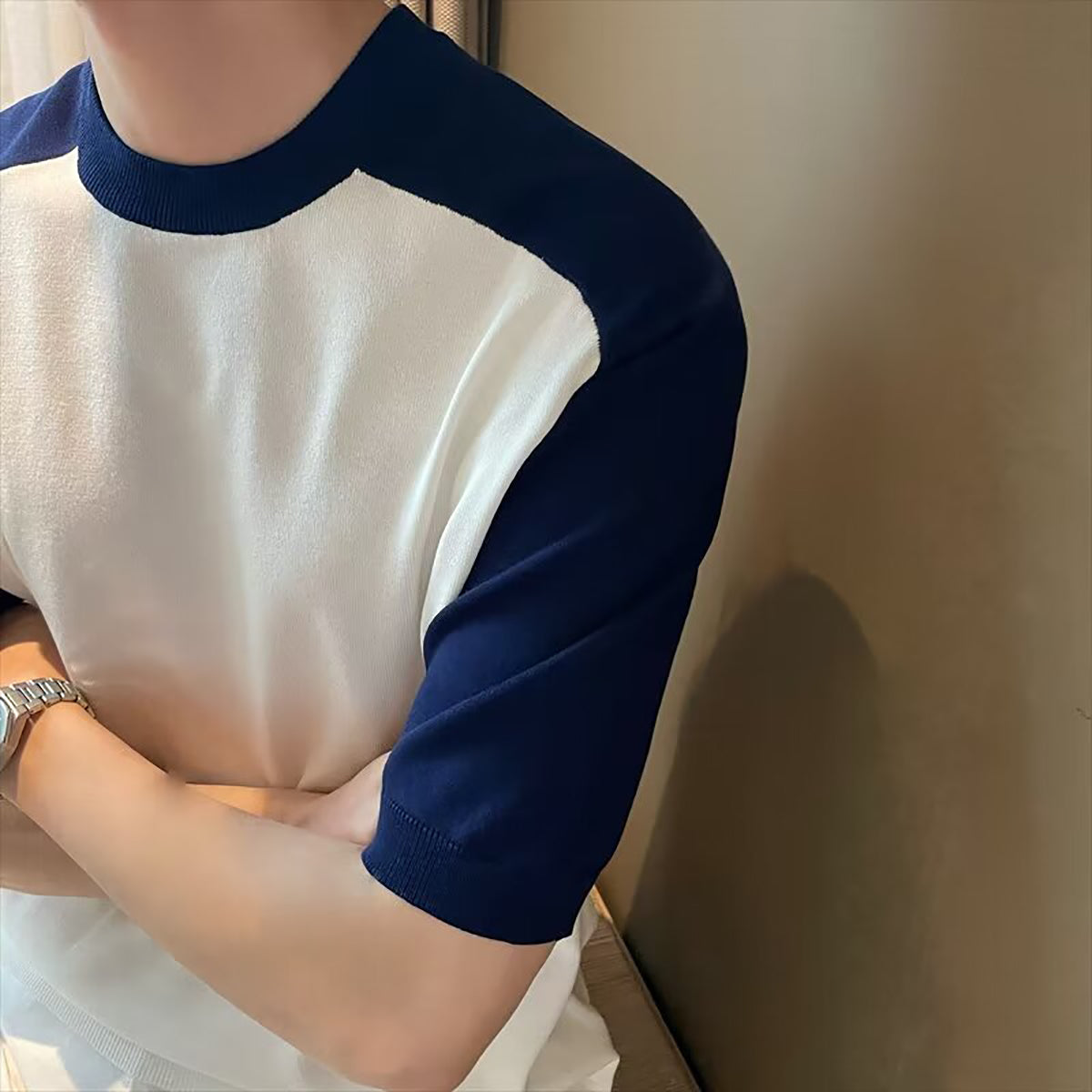 Men Colourblocked Round Neck T-shirt