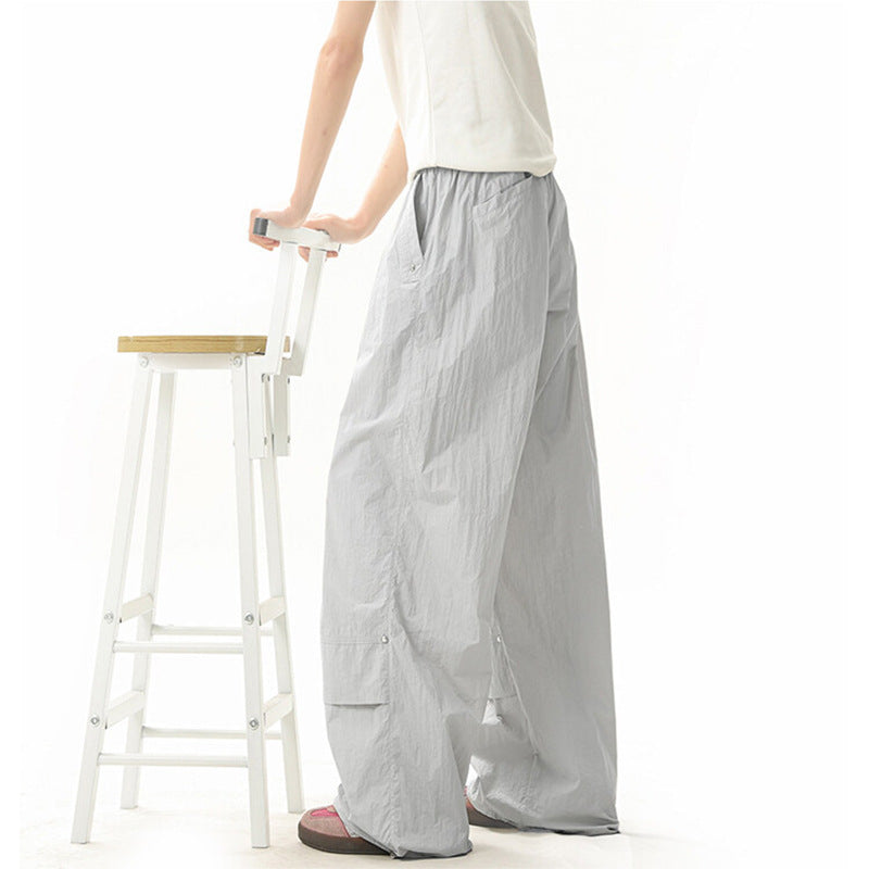 Men Loose Fit Mid-Rise Easy Wash Parallel Trouser