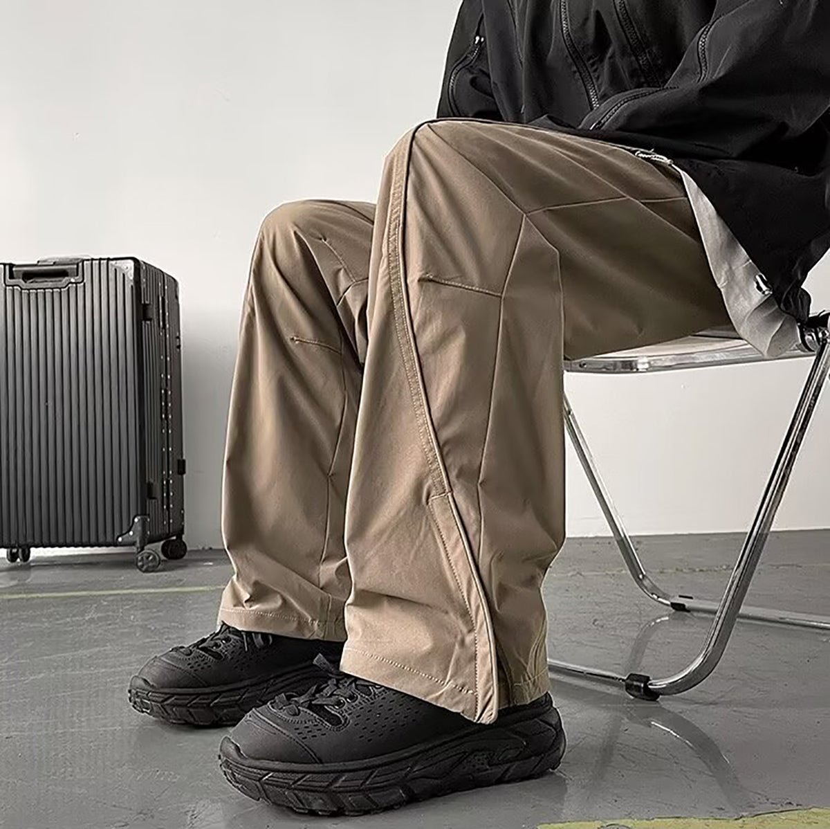 Men Regular Fit Easy Wash Trousers
