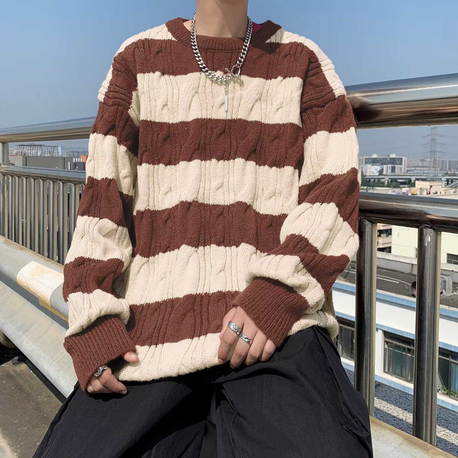 Men Cable Knit Round Neck Pullover Ribbed Sweater
