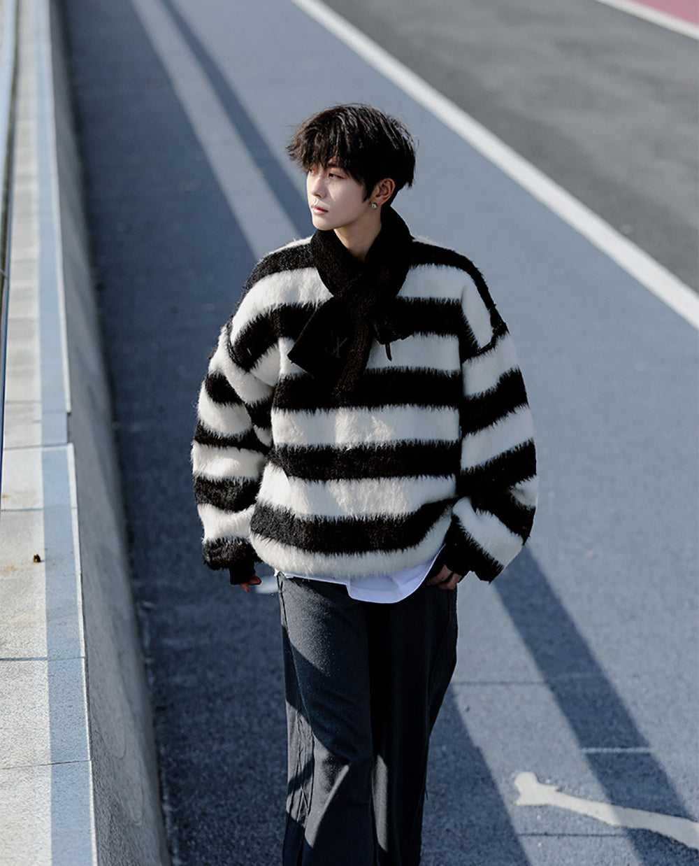 Men Striped Longline Pullover