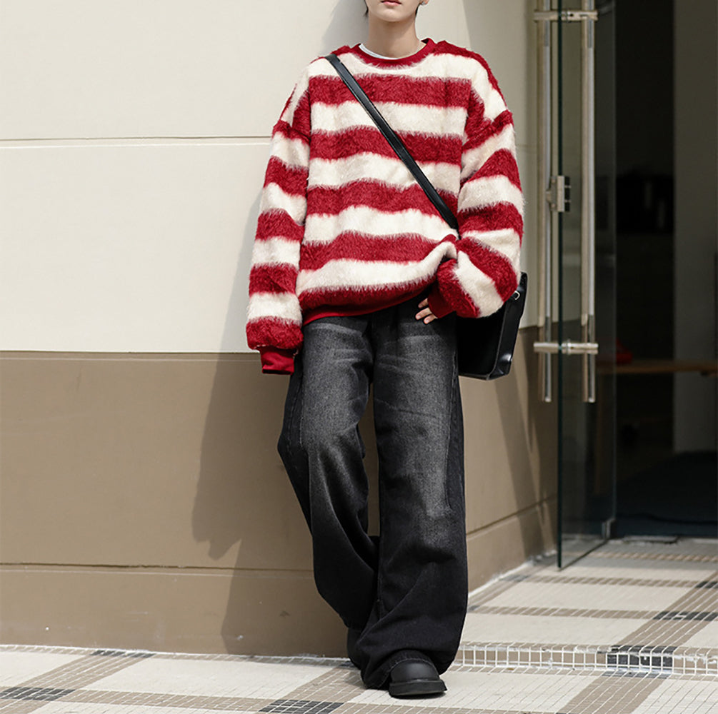 Men Striped Longline Sweater Vest with Fuzzy Detail