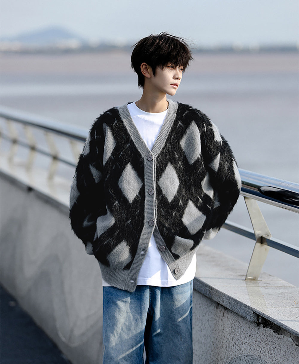Men Colourblocked Longline Cardigan