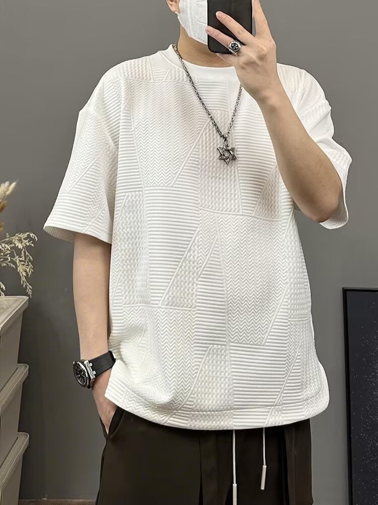 Men Geometric Striped Drop-Shoulder Sleeves Slim Fit Regular T-shirt