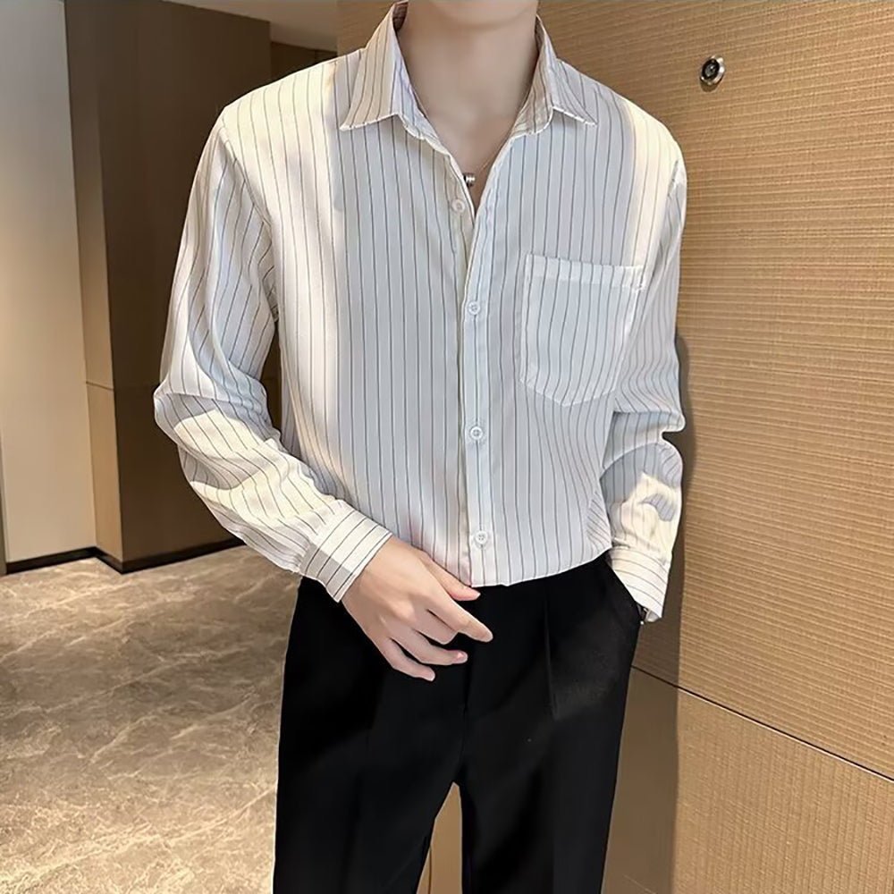 Men Cutaway Collar Vertical Striped Casual Shirt