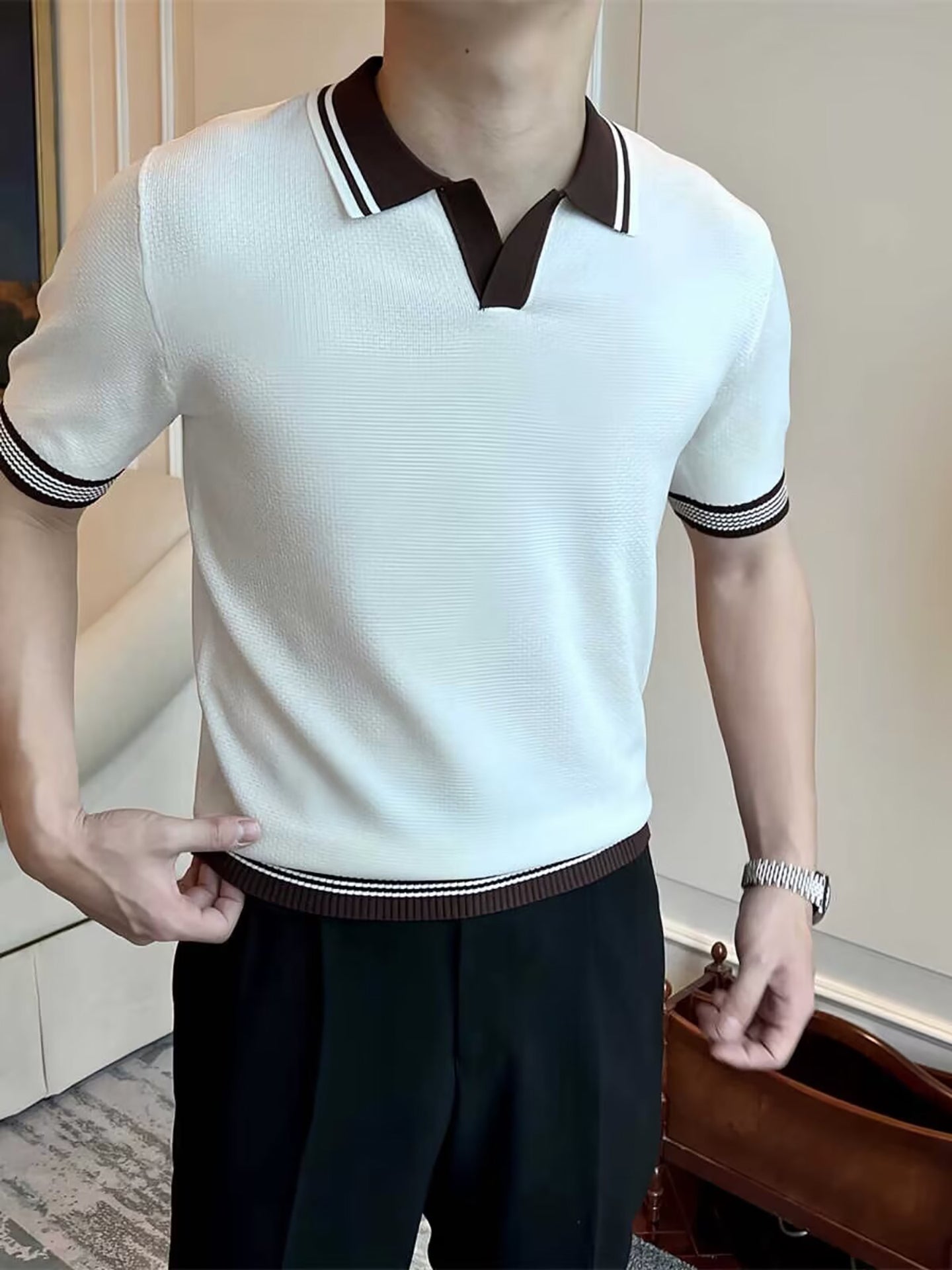 Men Solid Polo Collar T-shirt