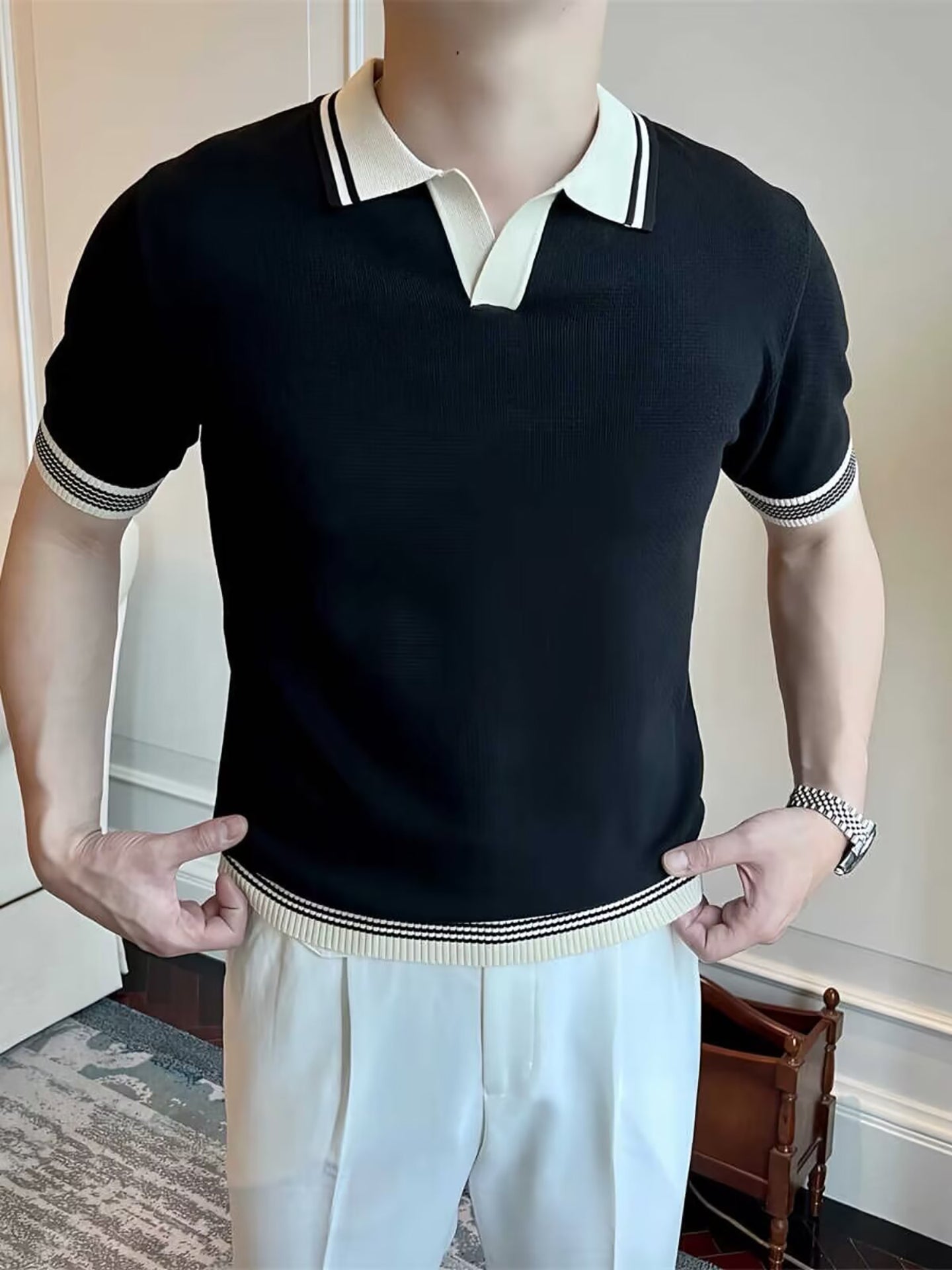 Men Solid Polo Collar T-shirt