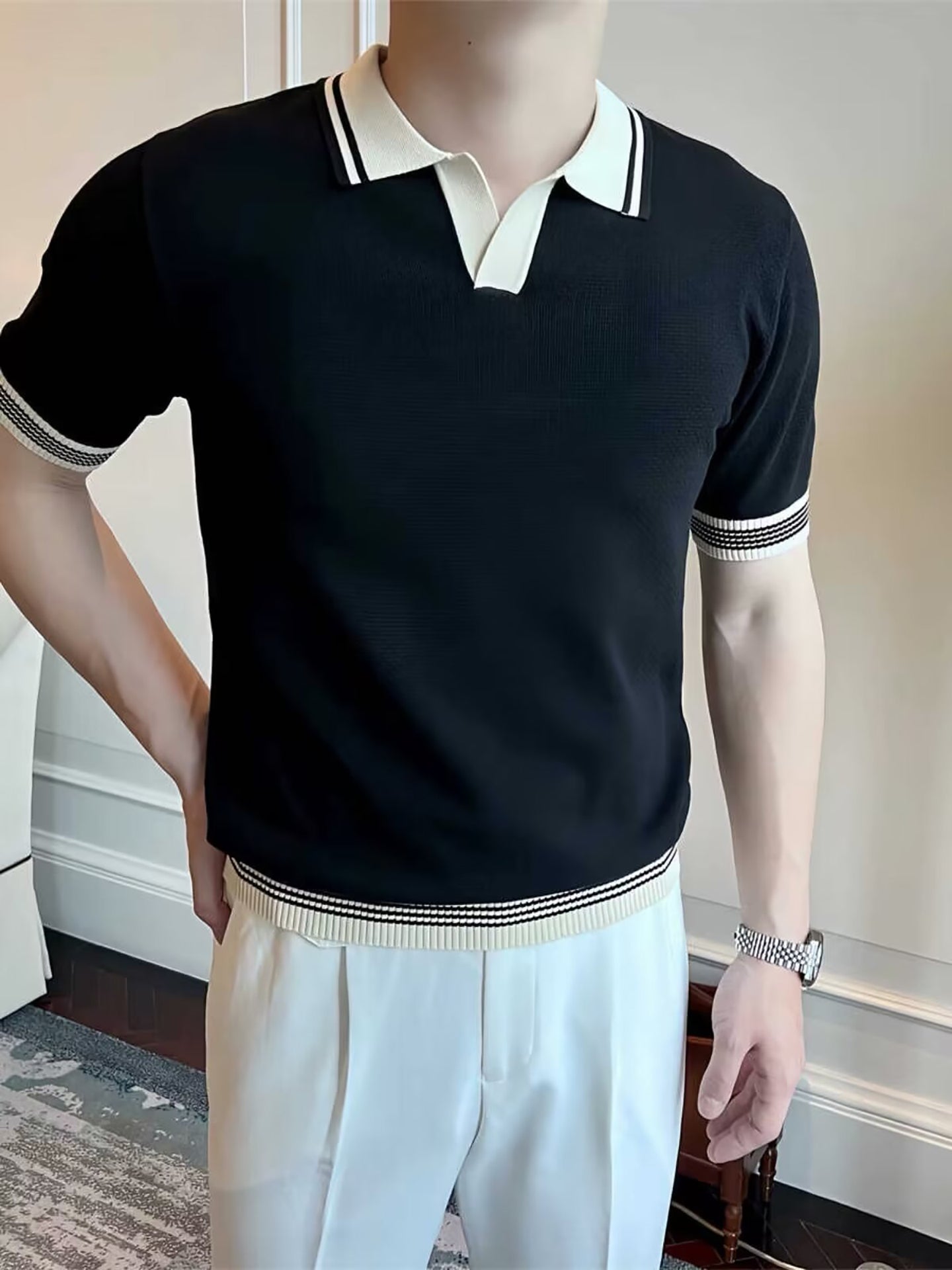 Men Solid Polo Collar T-shirt