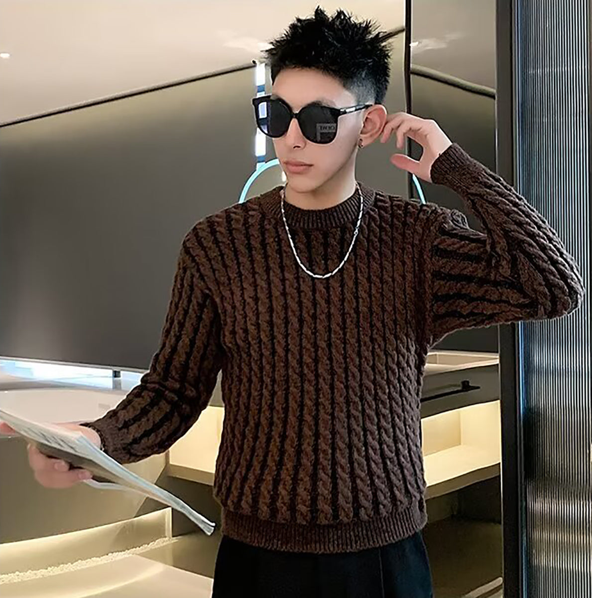 Men Solid Cable Knit Pullover Sweater
