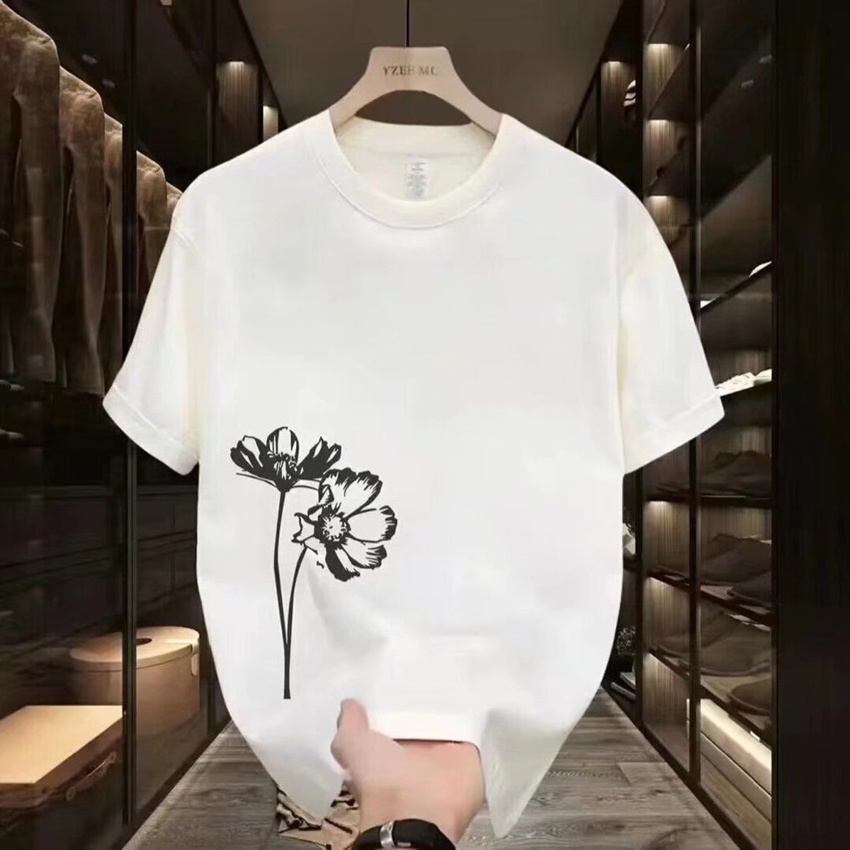 Men Printed Raw Edge T-shirt