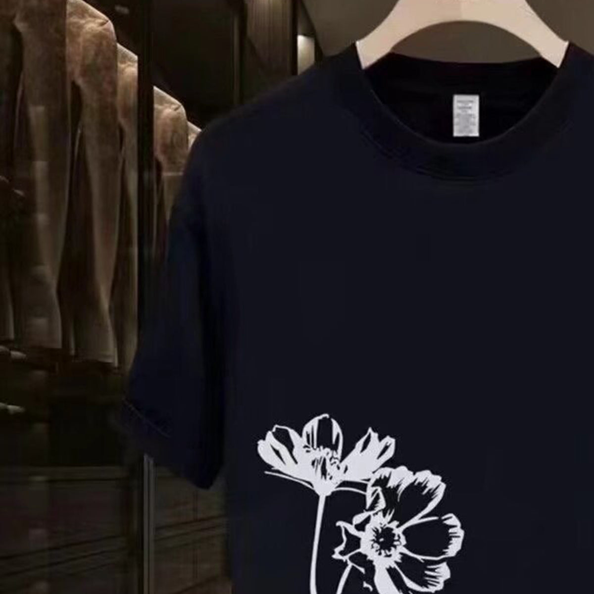 Men Printed Raw Edge T-shirt